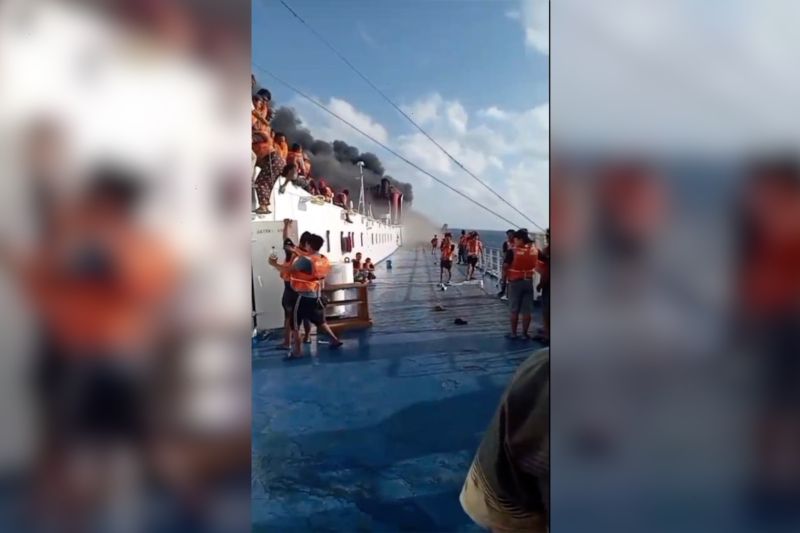 KM Mutiara Sentosa 2 Terbakar Saat Berlayar ke Makassar