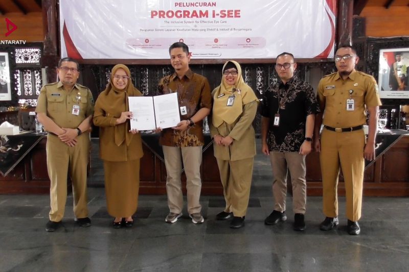 Pemkab Banjarnegara fasilitasi warga deteksi dini kesehatan mata
