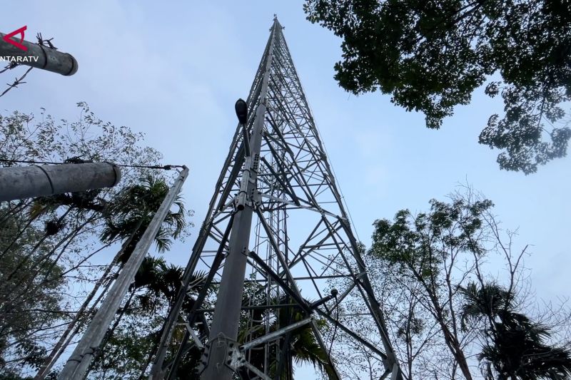 Pemerintah operasikan empat BTS guna atasi blank spot di Solok
