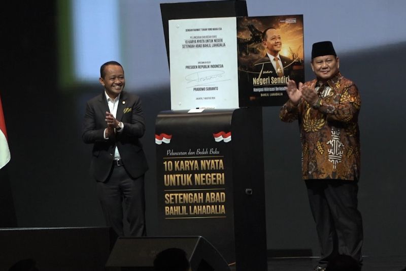 Setengah abad, Bahlil Rilis buku "10 Karya Nyata untuk Negeri"