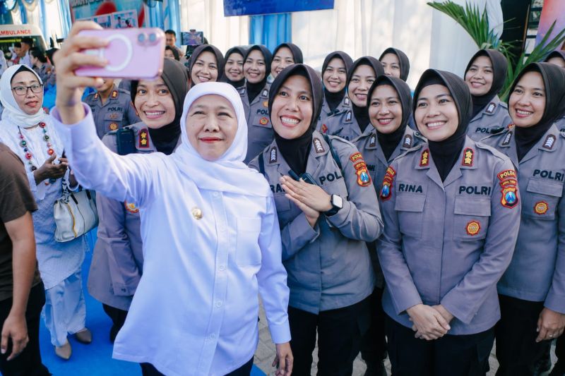 Khofifah apresiasi dedikasi Polwan dalam melindungi dan melayani warga