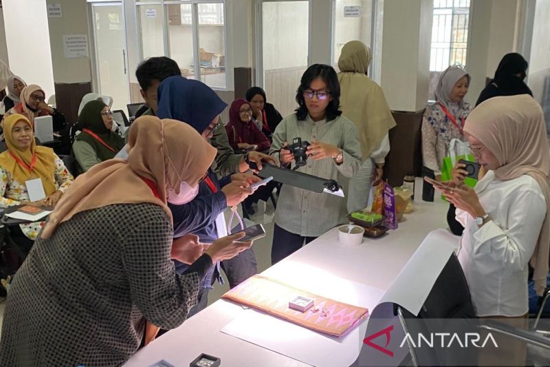 Pelaku UMKM Kendari: Wawasan digital makin luas berkat ANTARA