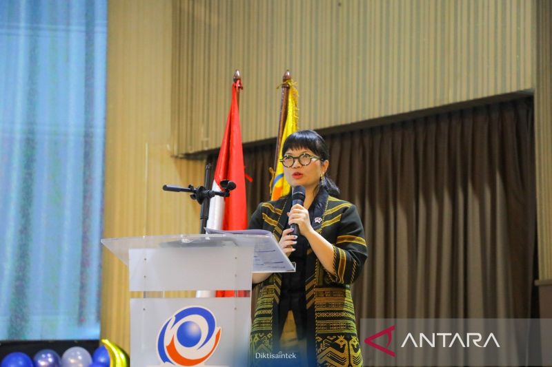 Wamen Stella ajak mahasiswa bangun pengetahuan di era AI