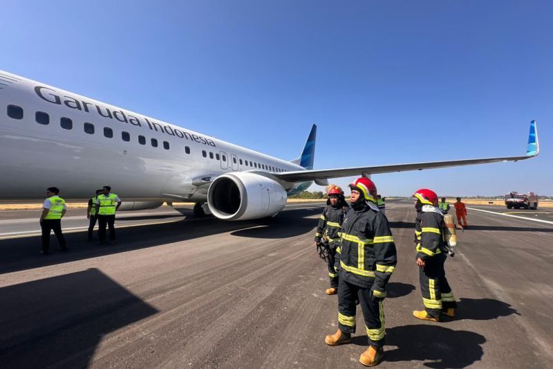 Garuda pecah ban pada penerbangan Jakarta-Makassar, penumpang selamat