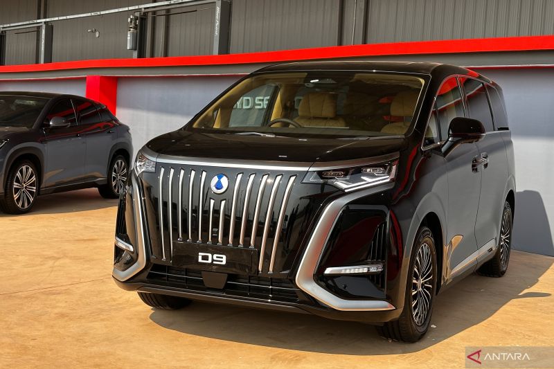 byd-pastikan-mobil-denza-yang-beredar-tak-terdampak-perubahan-nama