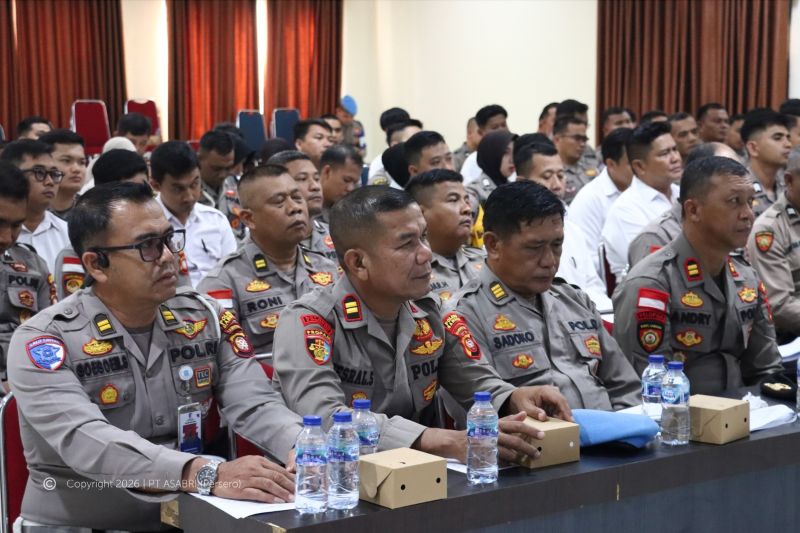 Asabri bekali anggota Polres Sambas literasi keuangan