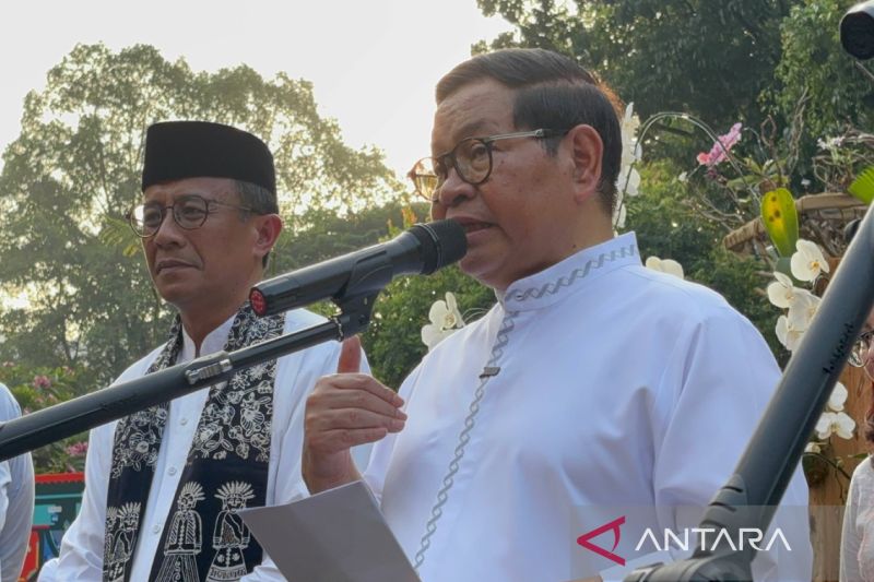 Pramono minta Disdik jemput bola administrasi siswa berhak terima KJP