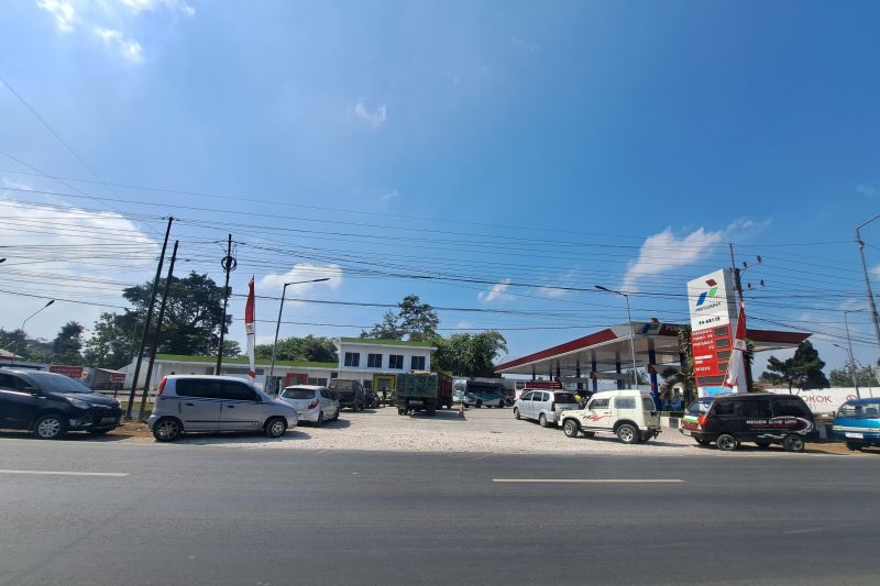 Pertamina pastikan stok BBM aman saat antrean panjang di SPBU Jember