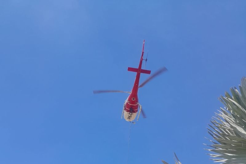 BPBD Malang: "Water bombing" di Gunung Butak dihentikan akibat angin