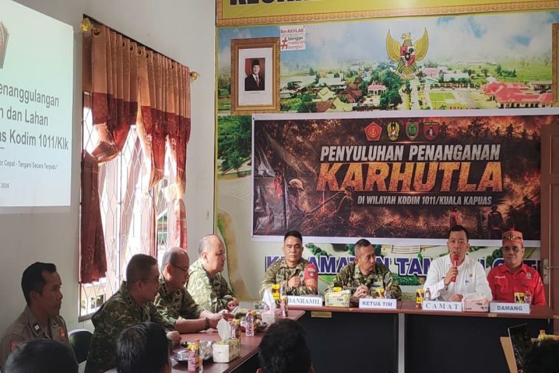 Mabes TNI edukasi aparat dan masyarakat Tamban Catur Kapuas pencegahan karhutla