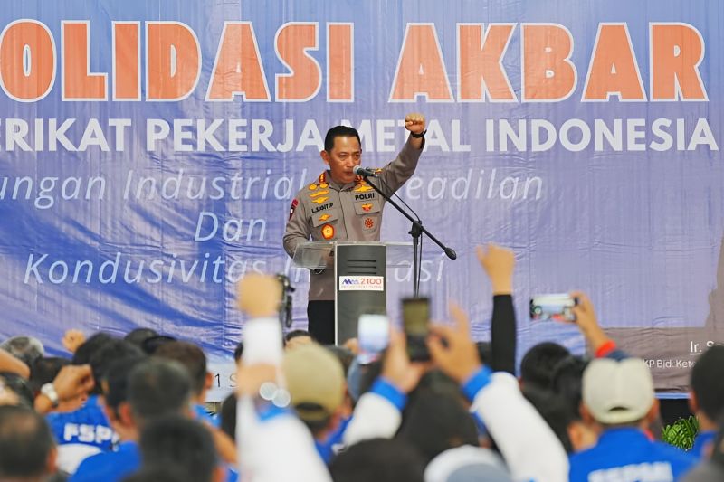 Kapolri minta pengusaha lapor polisi jika temukan premanisme