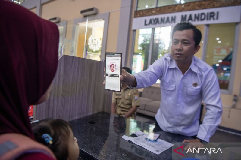 Bansos belum cair padahal terdaftar? Ini 8 penyebabnya