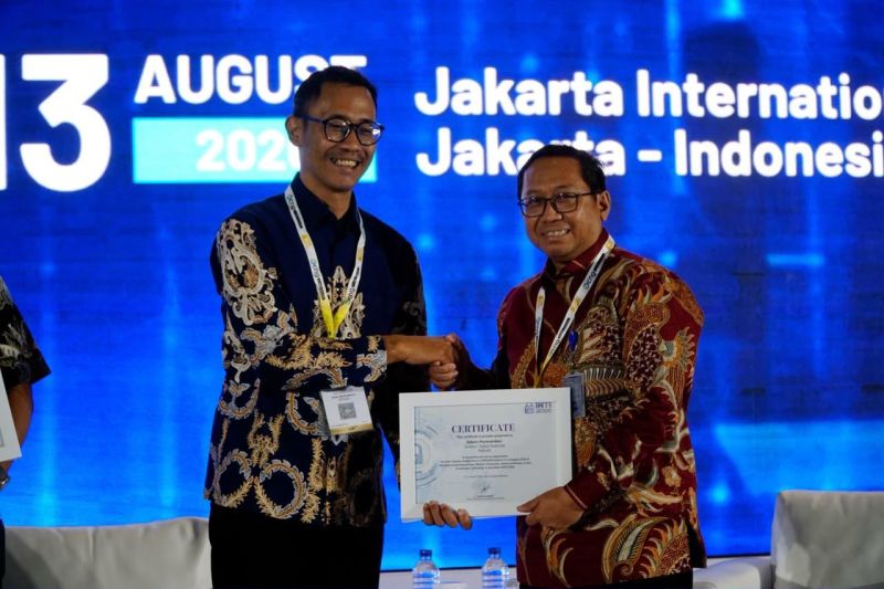 Direktur Digital Business PERURI Edwin Purwandesi dalam Executive Forum “The Internal Frontline: Fixing the Human Factor in Cybersecurity” pada rangkaian ADIGSI Cyber Resilience Day 2026. (ANTARA/HO-PERURI)