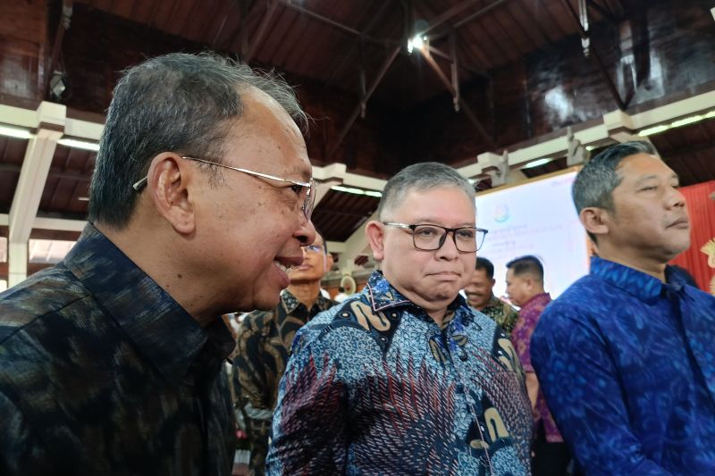 Gubernur Koster minta kebutuhan anak di panti asuhan dibiayai APBD secara penuh