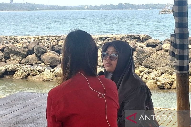 Kidung dari Dermaga Carita untuk memanggil pulang mereka yang hilang