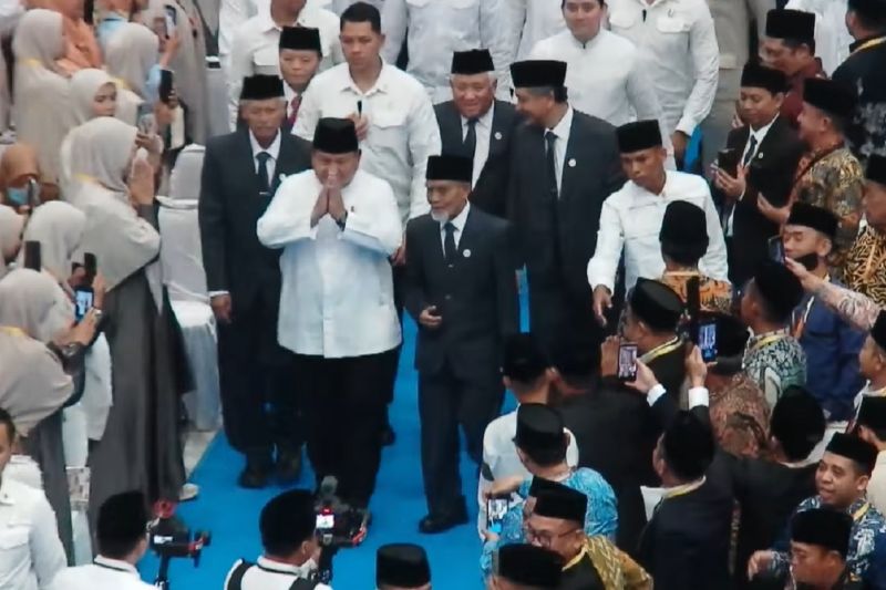 Presiden tiba di syukuran 100 tahun Pondok Modern Darussalam Gontor