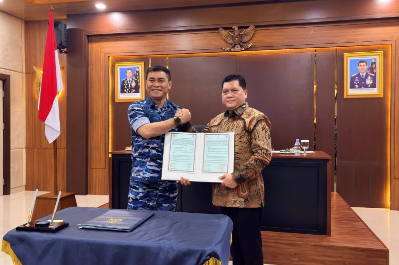 PTDI-Koharmatau sinergi pemeliharaan pesawat-helikopter TNI AU