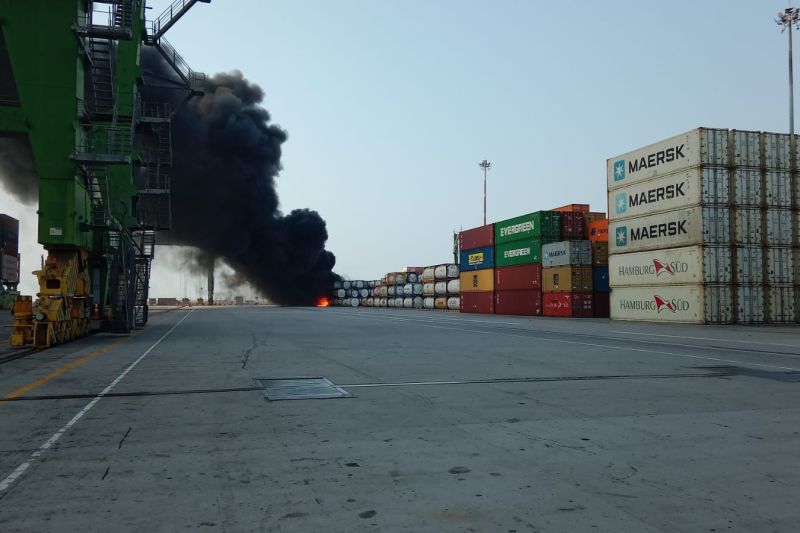Kebakaran di Pelabuhan NPCT1 dipastikan tak ada korban jiwa