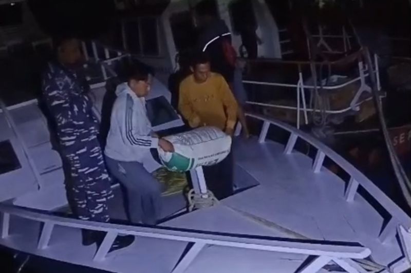 Lanal Gorontalo gagalkan penyelundupan sianida dari Filipina