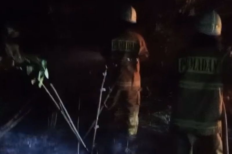 Kebakaran lahan kembali terjadi di Kepulauan Seribu
