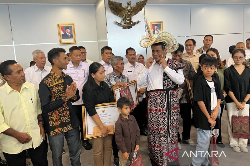 Dirut Bulog pekerjakan 3 keluarga ASN korban penembakan di Jayawijaya