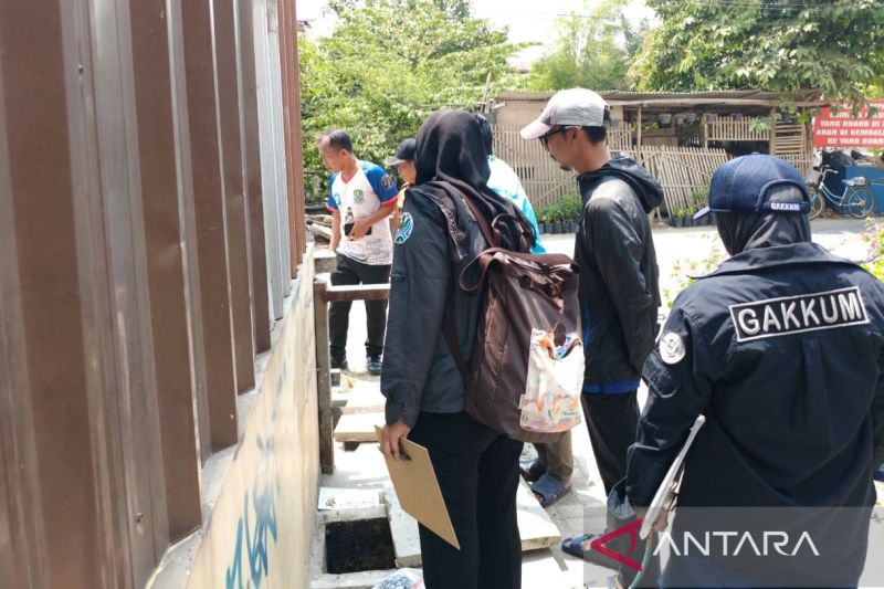 Pemkot Bekasi cek lapangan terkait pengelolaan limbah restoran respons aduan warga