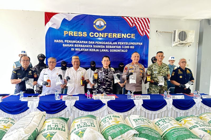 Kapal kecil bawa 3 ton sianida dicegat di Gorontalo Utara