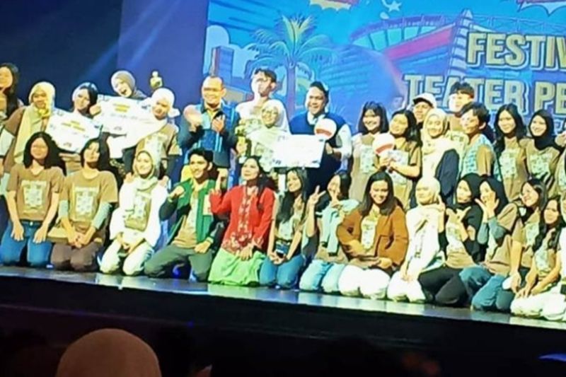 Grup teater Jakbar raih penghargaan lima kategori festival pelajar