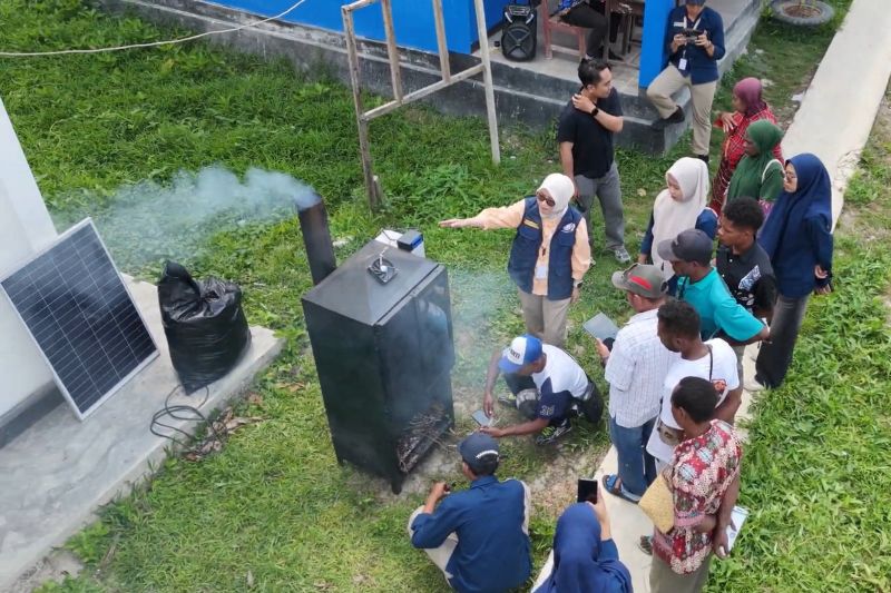 kementrans-inovasi-tep-pangkas-waktu-pengeringan-pala-di-fakfak