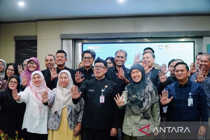 rumah-energi-dorong-perempuan-aktif-terlibat-dalam-transisi-energi