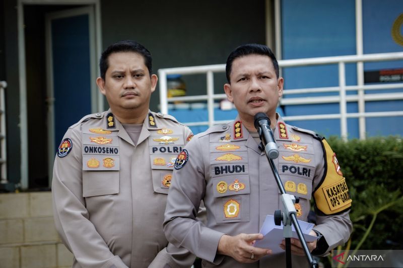 polisi-dalami-dugaan-penistaan-agama-terkait-buku-memburu-muhammad