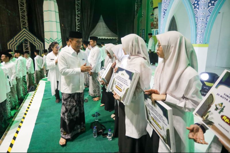 Pemprov Jateng beri bonus kafilah juara MTQ Nasional