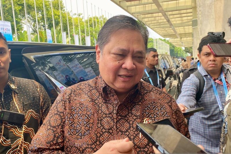 menko-airlangga-usul-simpanan-masyarakat-di-koperasi-bisa-dijamin-lps