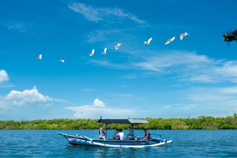 kapal-listrik-bantu-nelayan-kelan-tekan-biaya-operasional