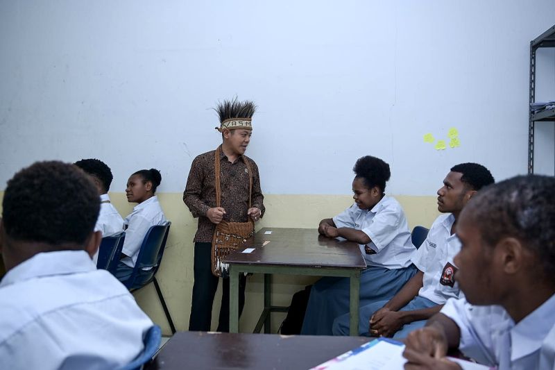 Wamendikdasmen apresiasi pembelajaran kontekstual murid Papua di SAI