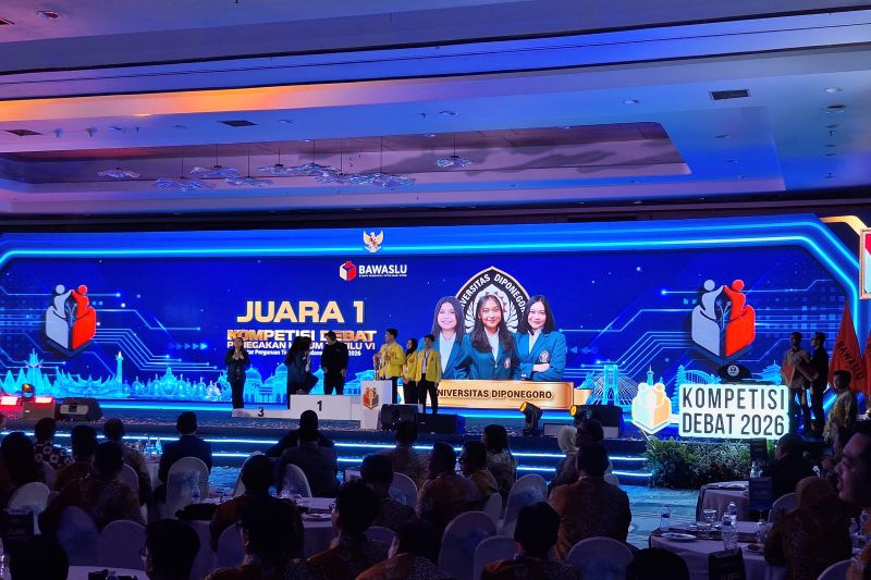 Undip juara Kompetisi Debat Penegakan Hukum Pemilu VI Bawaslu