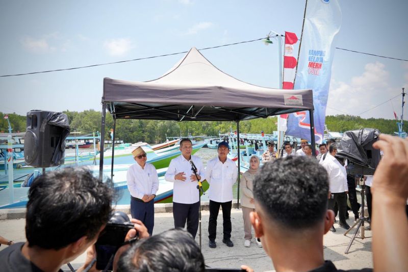 kemenkop-kkp-perkuat-sinergi-koperasi-dan-kampung-nelayan-sinjai