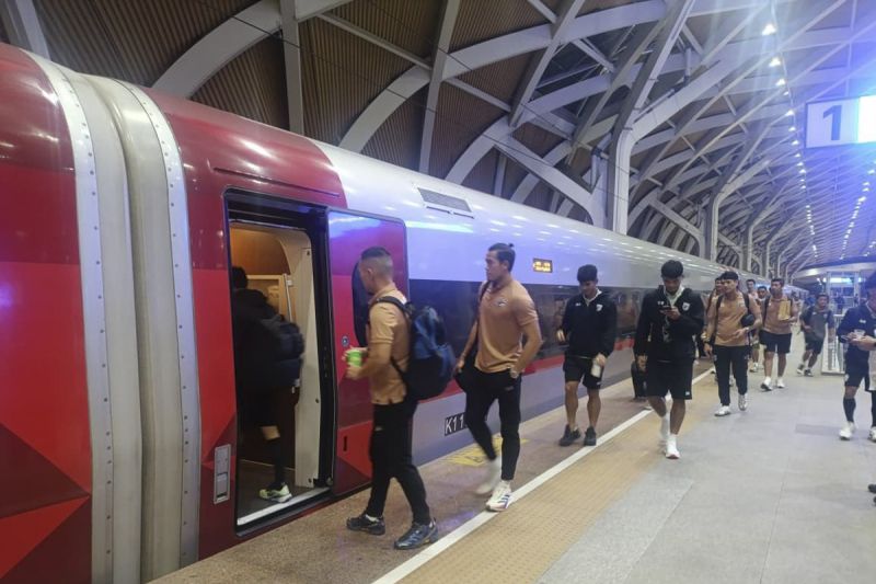 kereta-cepat-whoosh-dukung-mobilitas-peserta-fifa-asean-cup-2026