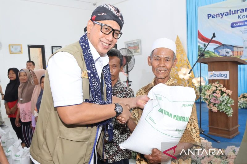 bulog-pastikan-bantuan-pangan-berlanjut-hingga-desember-2026
