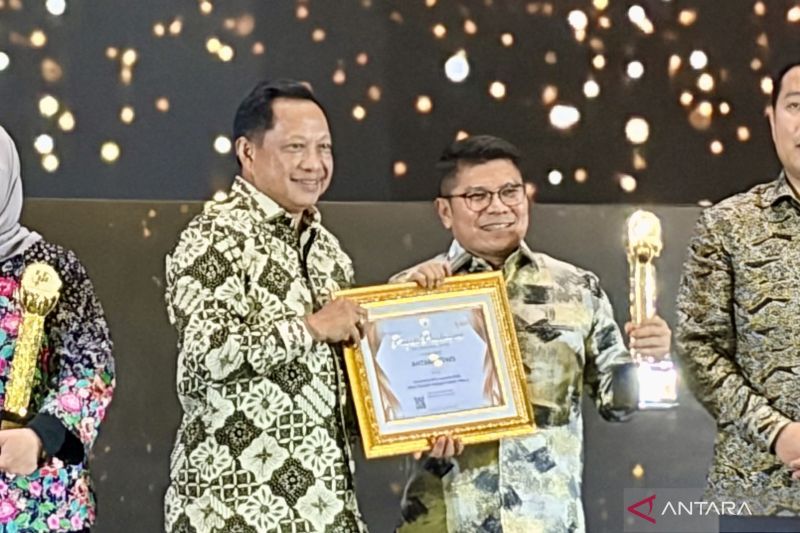 lkbn-antara-raih-anugerah-bps-2026-kategori-media-massa