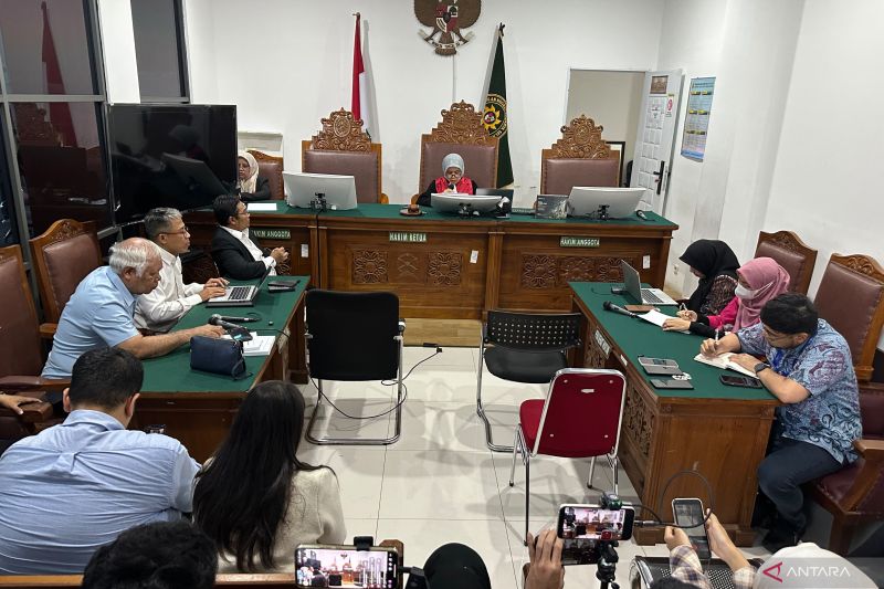 Hakim tolak praperadilan Silmy Karim soal penyitaan aset oleh KPK