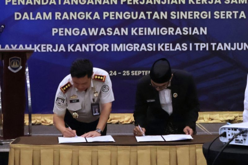 Imigrasi ajak warga perkuat pengawasan orang asing lewat Desa Binaan