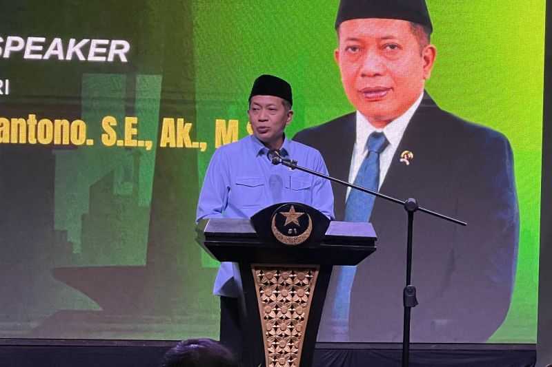 Menkop sebut simpanan masyarakat di koperasi akan dijamin LPS