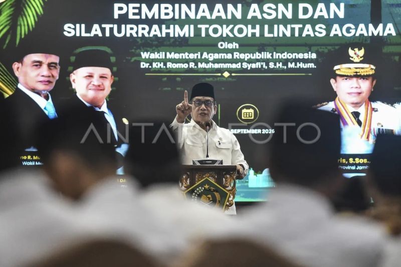 Pembinaan ASN dan silaturahmi tokoh lintas agama Jambi