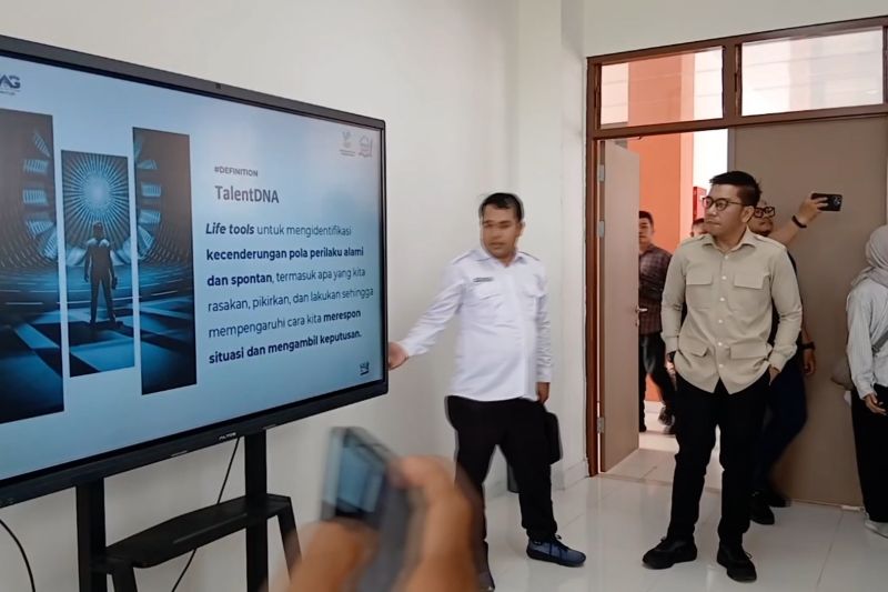 Bakom RI tinjau Sekolah Rakyat di Medan dengan transformasi digital