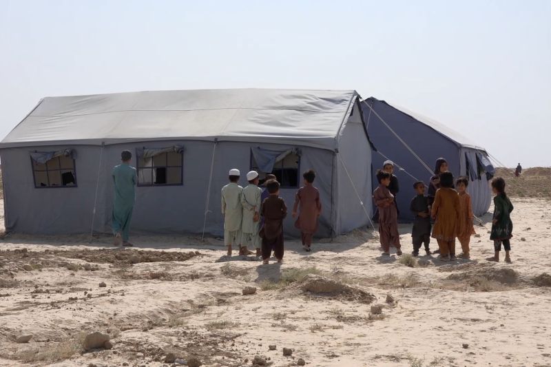 Warga Afghanistan hadapi musim dingin ekstrem di tengah keterbatasan