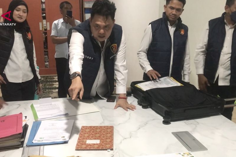Polresta geledah PDAM Kota Palu terkait dugaan korupsi Rp2 M