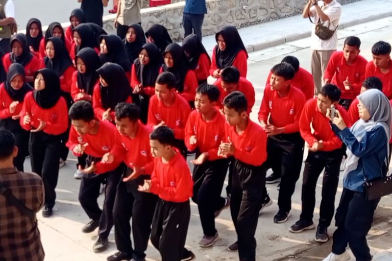 Mensos tinjau perkembangan Sekolah Rakyat di Ngawi