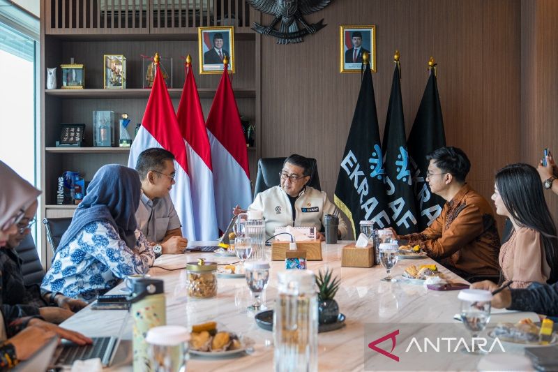 menekraf-tegaskan-peran-generasi-muda-jadikan-budaya-kekuatan-ekonomi