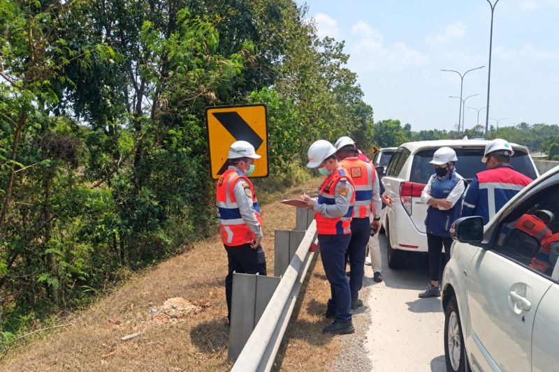 pengelola-tol-bakter-pastikan-keselamatan-pengguna-jalan